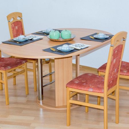 Schoene 2-Raum-Wohnung Im Zentrum Waltershausens Dış mekan fotoğraf