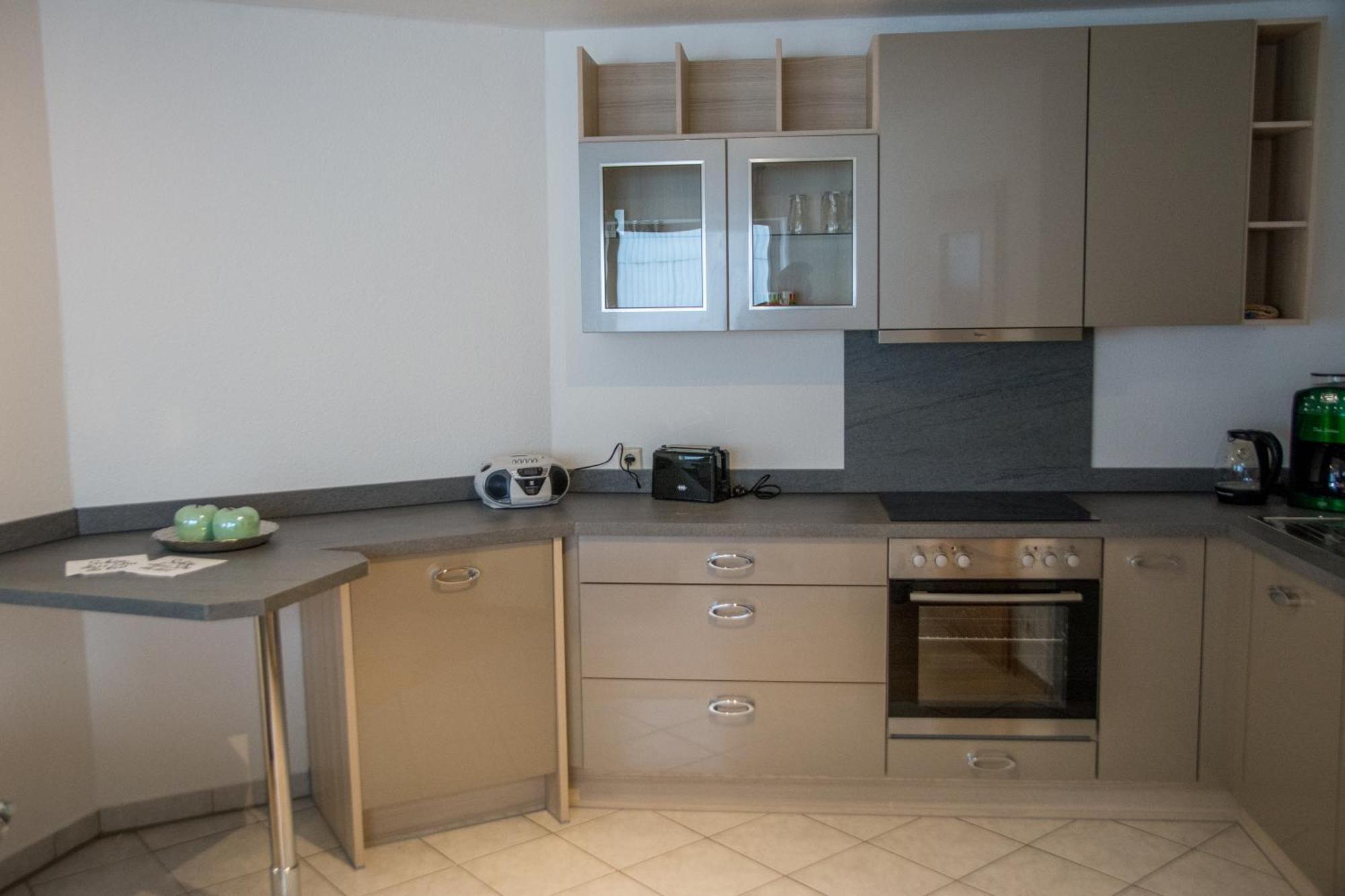 Schoene 2-Raum-Wohnung Im Zentrum Waltershausens Dış mekan fotoğraf